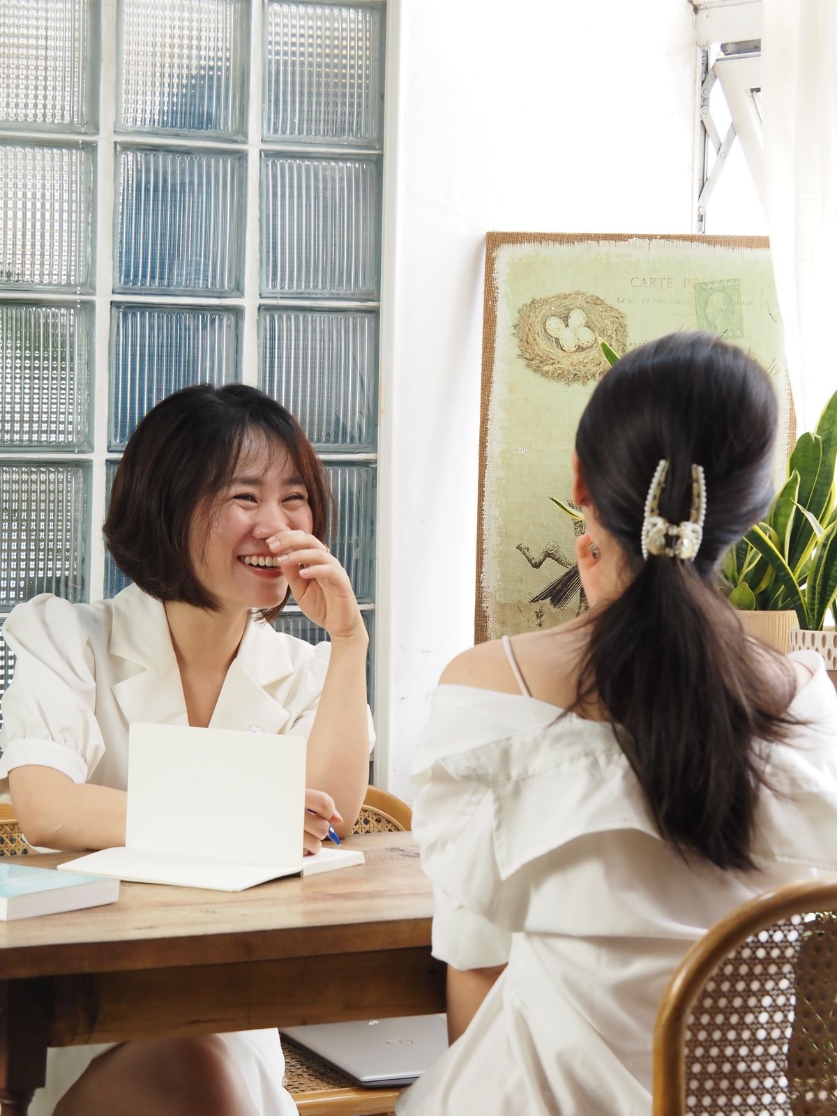 Một buổi coaching 1:1 giữa Hoa và khách hàng
